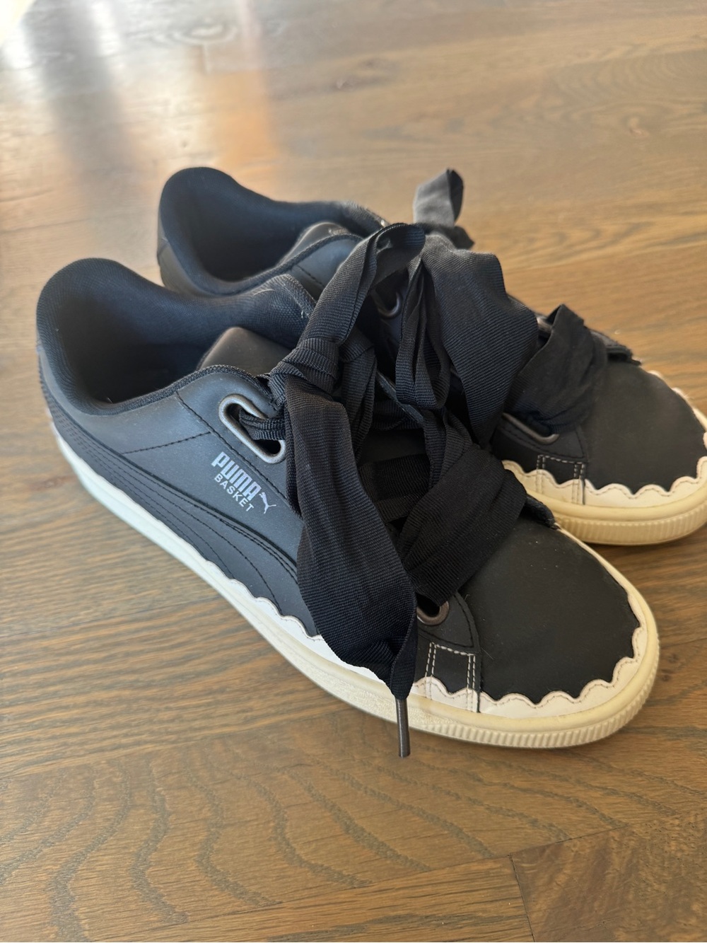 Puma Basket Heart Scallop Sneakers